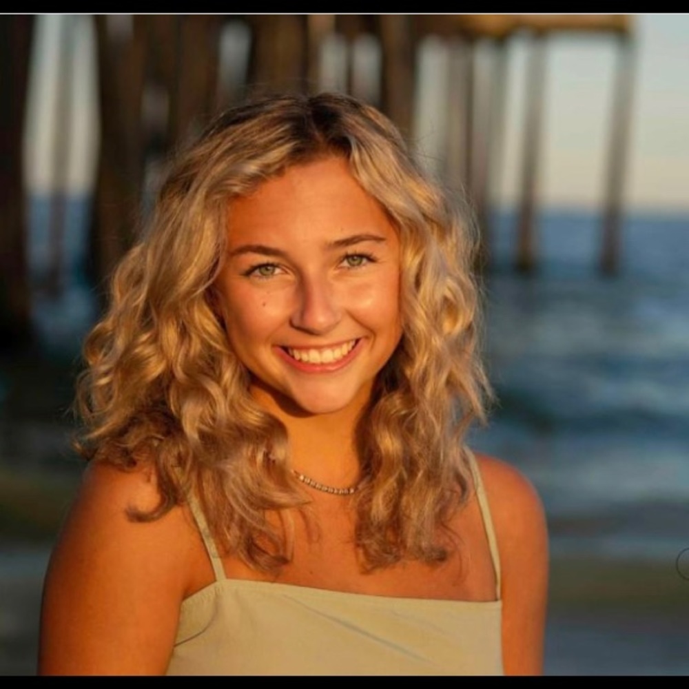 Meet your Posher, Lauren